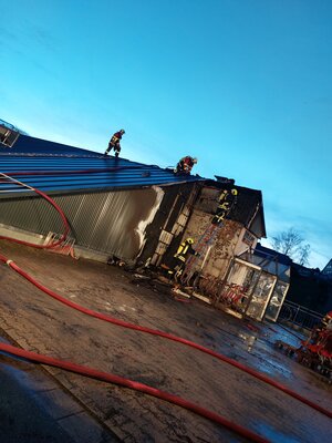 Foto des Albums: Brand 4 - Einkaufsmarkt brennt 01/23