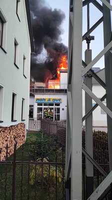 Foto des Albums: Brand 4 - Einkaufsmarkt brennt 01/23