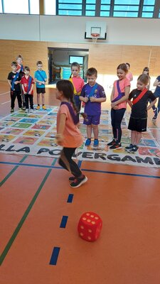 Foto des Albums: Powergame mit den Gorilla Kids