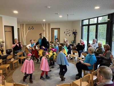 Foto des Albums: Grosselternnachmittag Käfergruppe