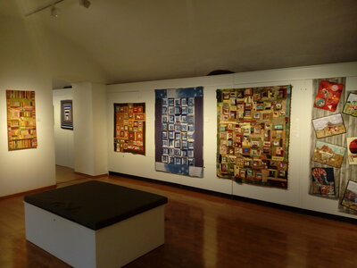 Foto des Albums: Ausstellung Patchwork