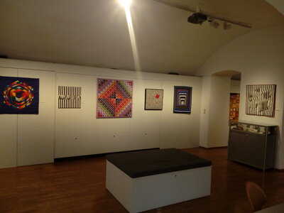 Foto des Albums: Ausstellung Patchwork