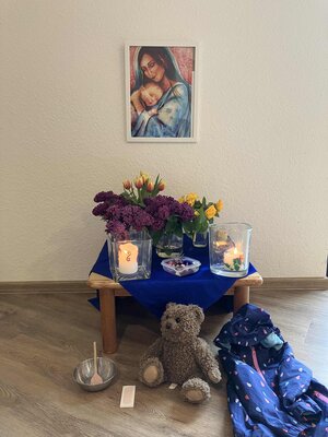 Foto des Albums: Maiandacht der Krippenkinder