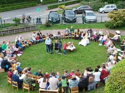 Foto des Albums: Maiandacht im Freien