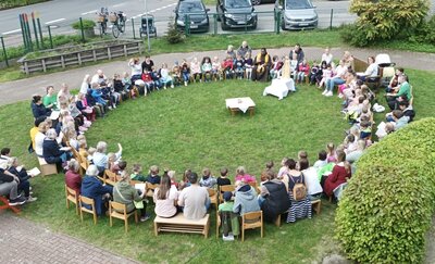Foto des Albums: Maiandacht im Freien