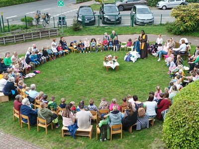 Foto des Albums: Maiandacht im Freien