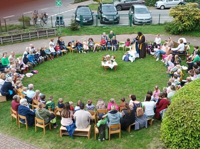 Foto des Albums: Maiandacht im Freien
