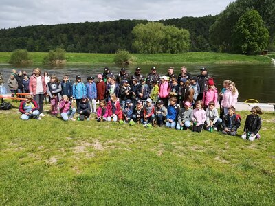 Foto des Albums: Wanderung der 3. & 4. Klasse nach Heinsen (17.05.2023)