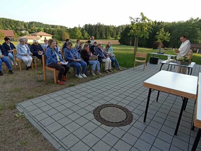 Foto des Albums: Stammtisch Gottesdienst in Harrling