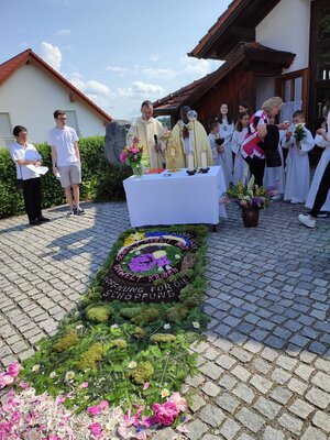 Foto des Albums: Fronleichnam in Harrling