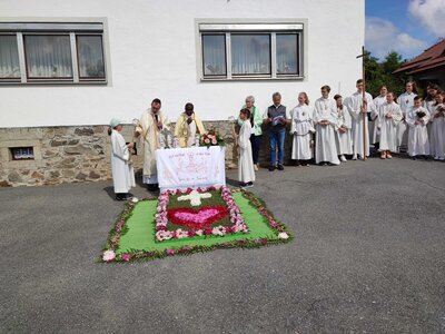 Foto des Albums: Fronleichnam in Harrling