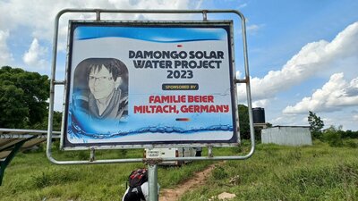 Foto des Albums: Wieder ein neuer Brunnen in Ghana gebaut.
