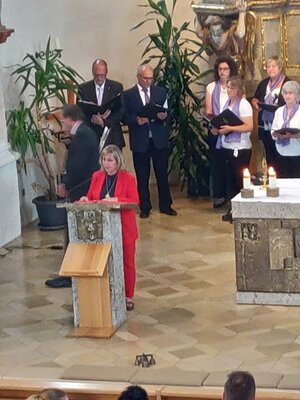Foto des Albums: Gottesdienst in Harrling mit modernem geistlichen Liedgut