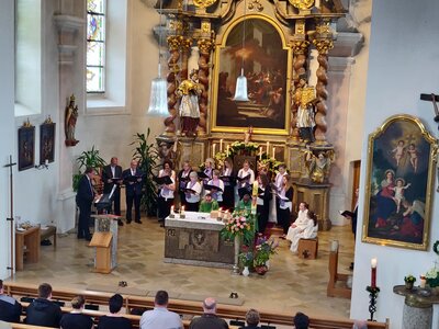Foto des Albums: Gottesdienst in Harrling mit modernem geistlichen Liedgut