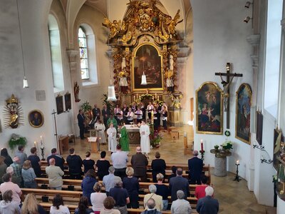 Foto des Albums: Gottesdienst in Harrling mit modernem geistlichen Liedgut