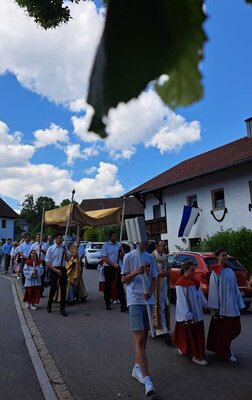 Foto des Albums: Pfarrfest auf Schloss Altrandsberg
