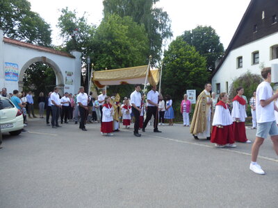 Foto des Albums: Pfarrfest auf Schloss Altrandsberg