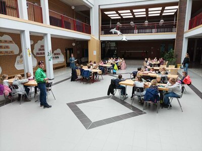 Foto des Albums: Vorschulkinder besuchen GS Holte