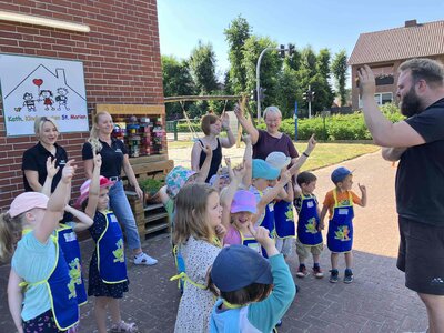Foto des Albums: Bildung am Hochbeet
