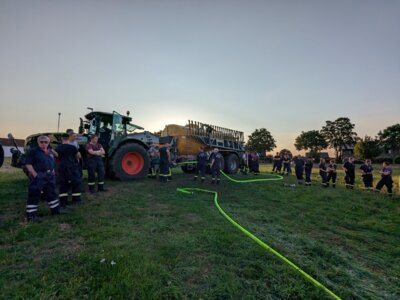 Foto des Albums: Dienstabend - Wasserversorgung mit Güllefässern
