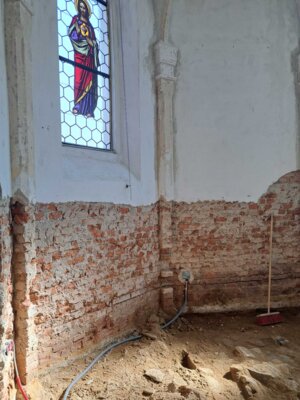 Foto des Albums: weitere Bilder zur Kirchenrenovierung in Zandt