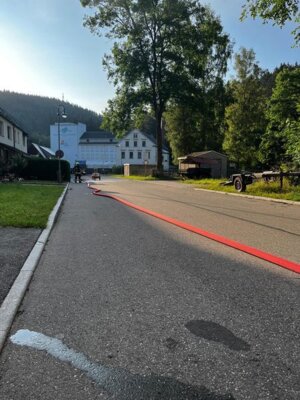 Foto des Albums: Brand Mittel - Wohnmobil brennt 07/23