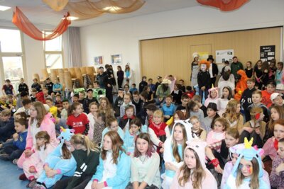 Foto des Albums: Fasching an der Grundschule 