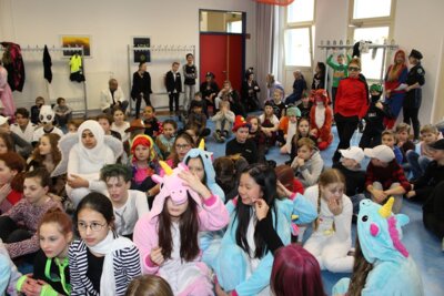 Foto des Albums: Fasching an der Grundschule 