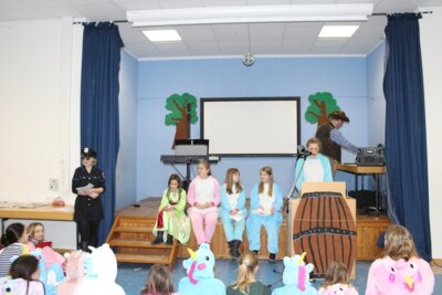 Foto des Albums: Fasching an der Grundschule 