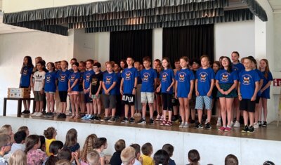 Foto des Albums: Abschlussfeier der Viertklässler der Grundschule An der Ill