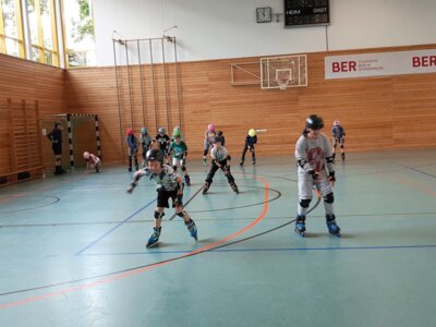 Foto des Albums: Skatekurse bei uns in der Schule