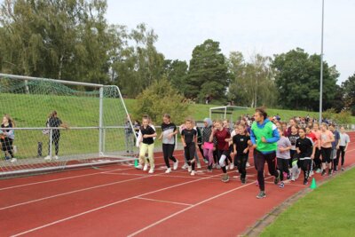 Foto des Albums: Sponsorenlauf und Leseprojekt