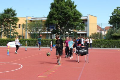 Basketball  (Bild vergr&ouml;&szlig;ern)