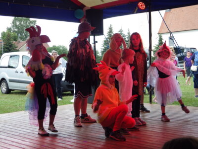 die J&uuml;ngsten beim K&uuml;kenlied 