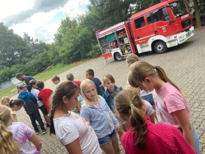 Foto des Albums: Klasse 2 - Feuerwehr