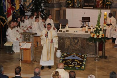 Foto des Albums: 70. Geburtstag von Monsignore Pfarrer BGR Augustin Sperl