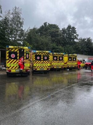 Foto des Albums: Technische Hilfe Groß - Feuerwehrfahrzeug überschlagen 08/23