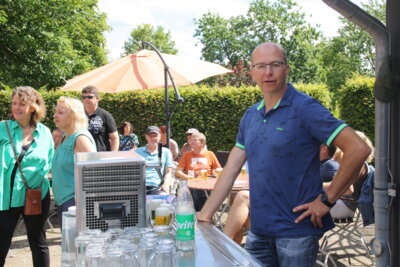 Foto des Albums: Sommer am Fluss  / Frühschoppen