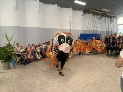 Foto des Albums: Die Juri Gagarin Grundschule schult ein