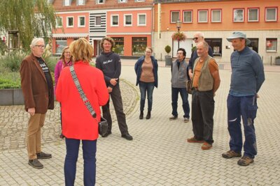 Foto des Albums: Die Bildhauer sind in der Stadt