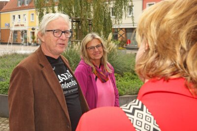 Foto des Albums: Die Bildhauer sind in der Stadt