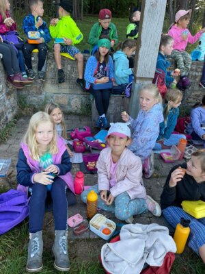 Foto des Albums: 1. Wandertag im Schulhaus Wollbach