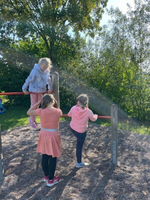 Foto des Albums: 1. Wandertag im Schulhaus Wollbach