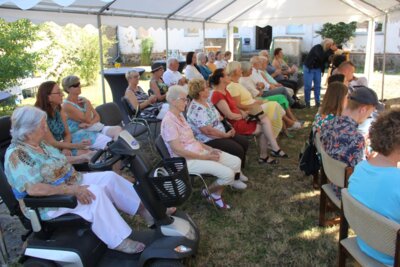 Foto des Albums: Frauenorte - Feierliche Tafelenthüllung für Minna Cauer in Freyenstein (08. 09. 2023)