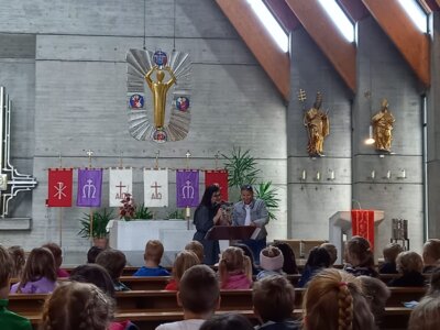 Foto des Albums: Anfangsfeier zum Schuljahr 23/24
