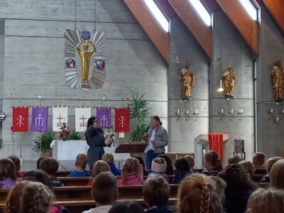 Foto des Albums: Anfangsfeier zum Schuljahr 23/24