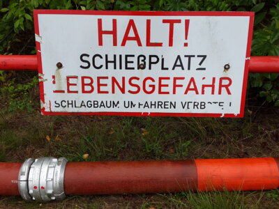 Gefahren durch Munition im Boden  (Bild vergr&ouml;&szlig;ern)