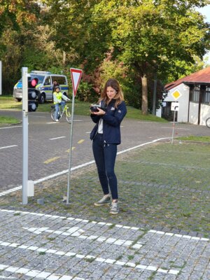 Foto des Albums: Das Bayerische Fernsehen zu Besuch in der Jugendverkehrsschule am Übungsplatz in Wollbach