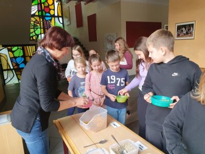 Foto des Albums: Müslitag im Schulhaus Hollstadt