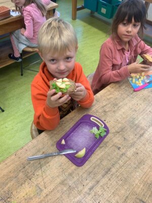 Foto des Albums: Aktion Biobrotbox in den beiden ersten Klassen